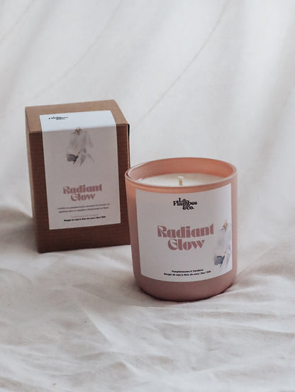 Bougie Radiant Glow au pamplemousse et gardenia, cire de soja, La Flambée & Co.